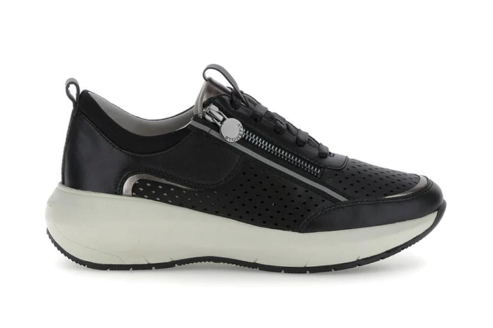 Zapatillas deportivas Stonefly TWINS 5 en negro para mujer.