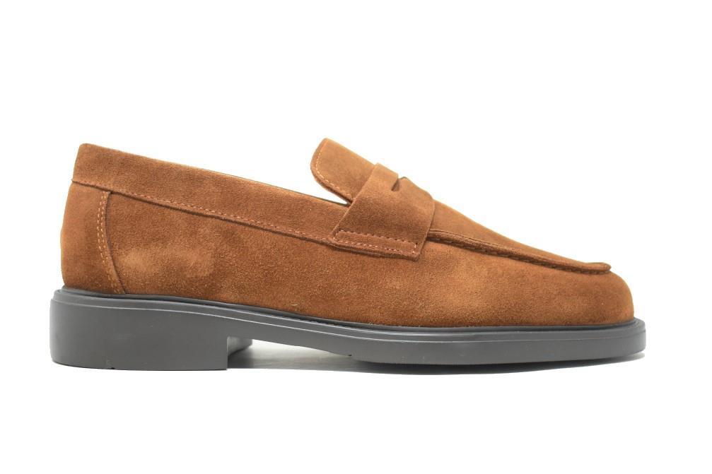Mocasín para hombre de serraje cuero