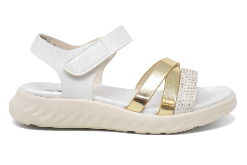 Sandalias planas XTI 153074 en color beige