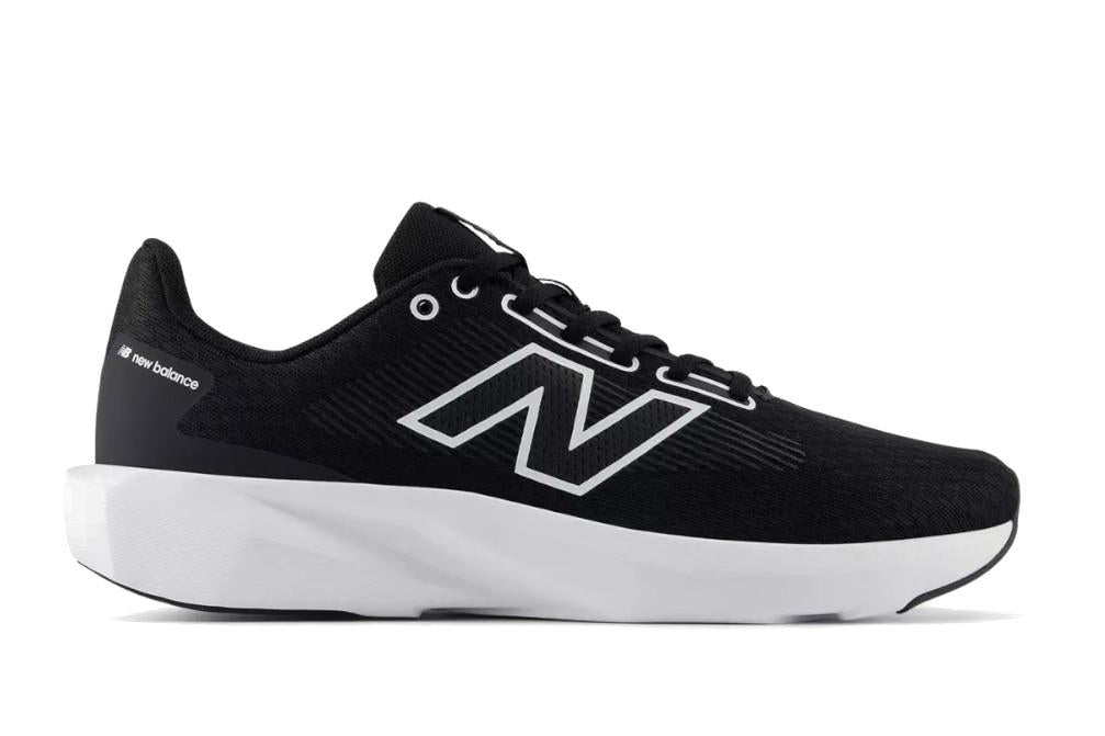 Zapatillas deportivas New Balance 413 v3 M413-LK3 en color negro