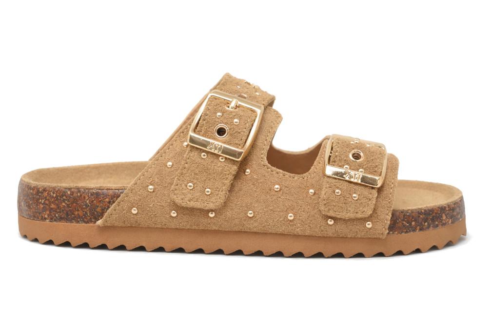 Sandalias bio Xti 153044 en color camel para niña