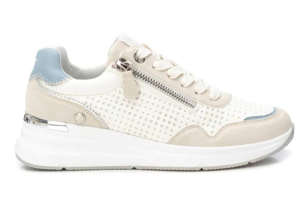Zapatillas deportivas XTI 143990 en blanco para mujer