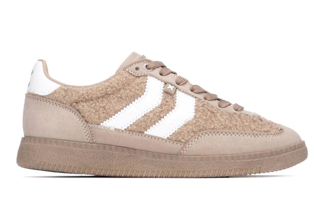 Zapatillas deportivas planas XTI 144734 en beige