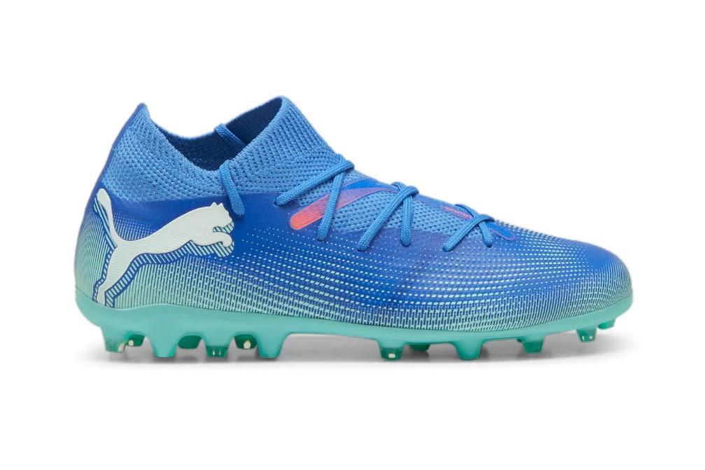 Zapatillas de fútbol Puma FUTURE 7 MATCH MG Jr 107946 en azul
