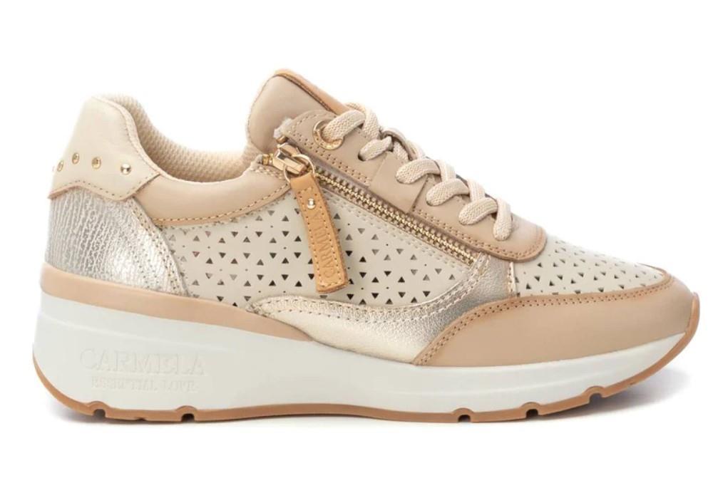 Zapatillas deportivas Carmela 162281 en beige para mujer