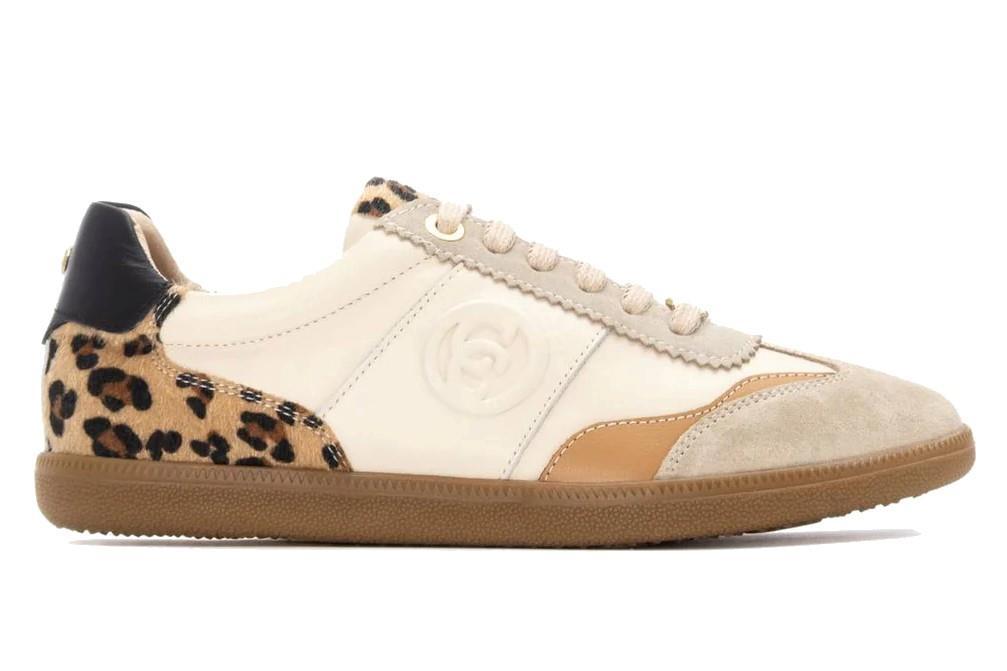 Zapatillas deportivas Carmela 162640 en beige para mujer