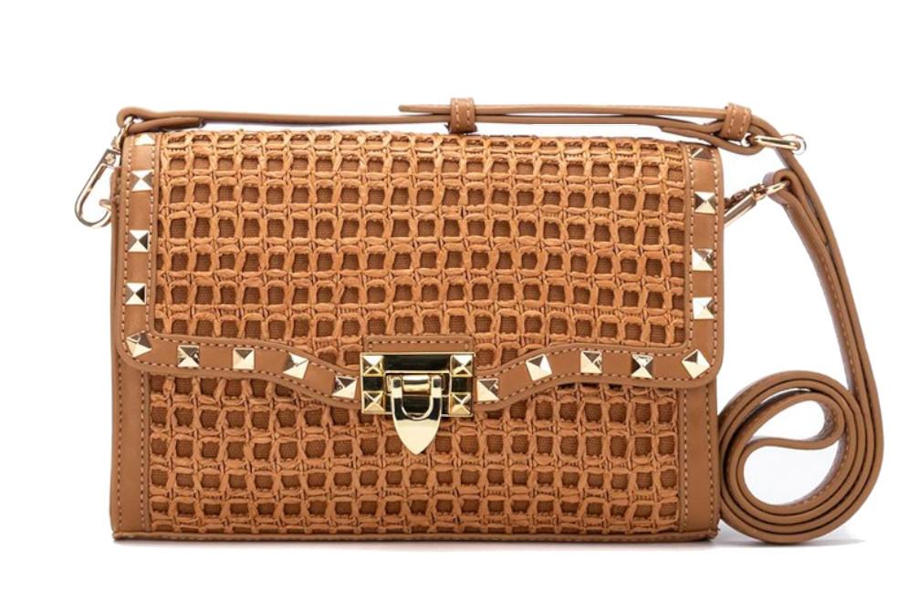 Bolso Bandolera Pequeño Mujer XTI 184557 Camel Rafia – Diseño Diario Elegante y Versátil