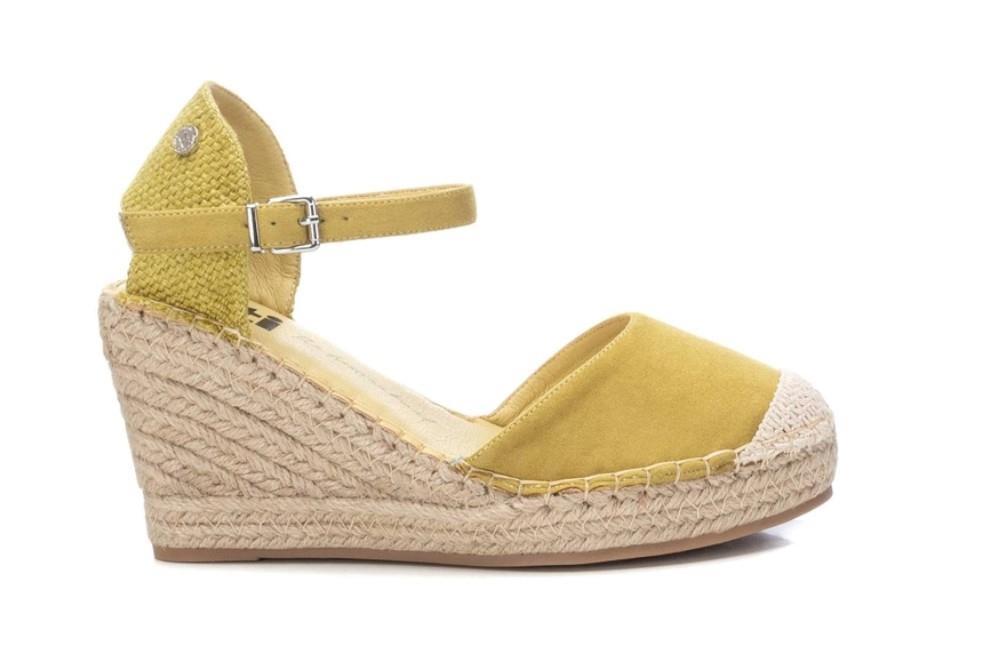 Alpargatas XTI 142832 en pistacho para mujer