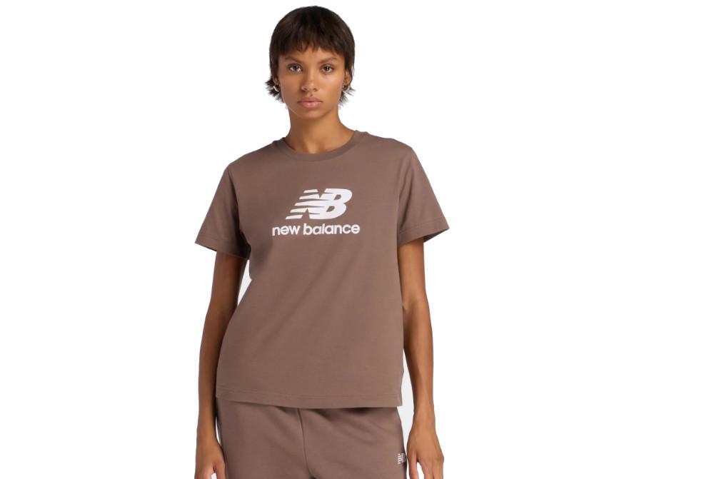 New Balance Camiseta Mujer Jersey Stacked Logo Manga Corta Marrón Blanco WT41502 Casual Algodón