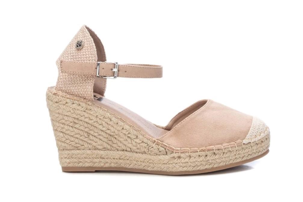 Alpargatas XTI 142832 en beige para mujer