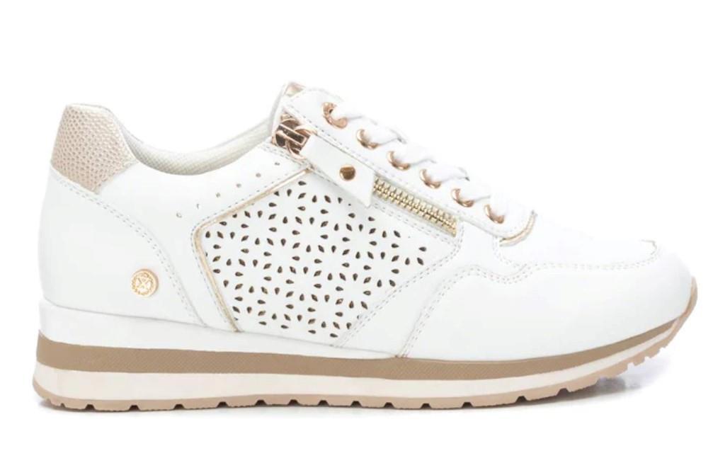 Zapatillas deportivas Xti 142234 en blanco para mujer