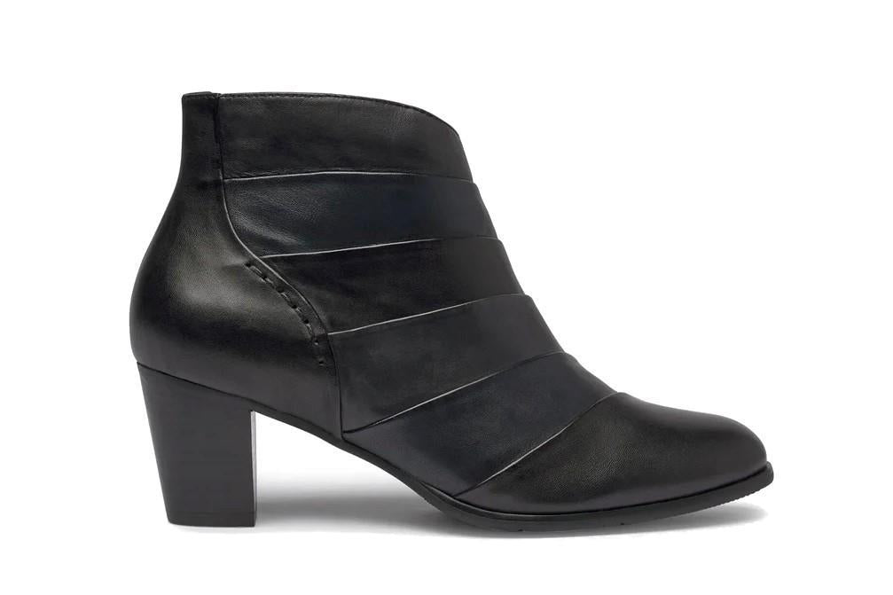 Botines Regarde le Ciel Sonia 38 en negro para mujer