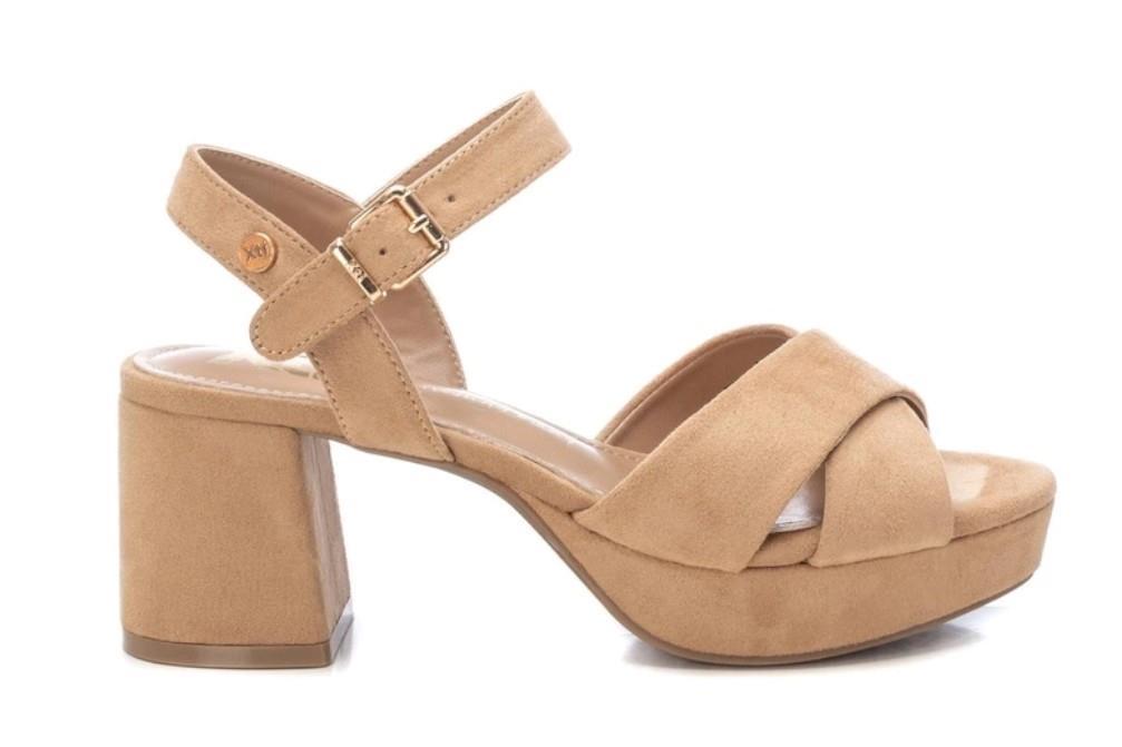 Sandalias XTI 142359 en negro para mujer
