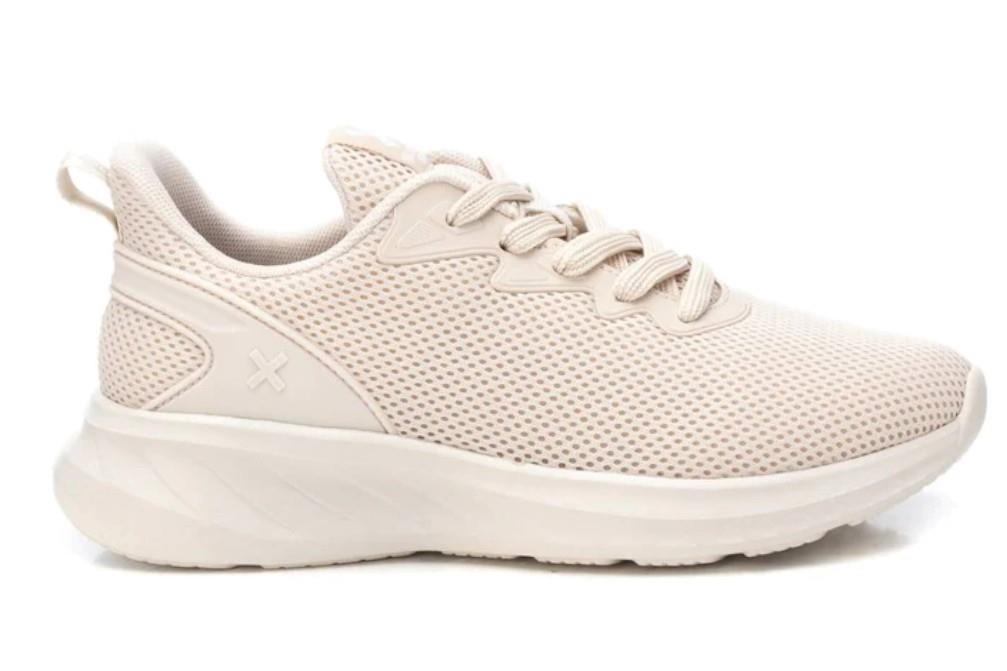 Zapatillas deportivas XTI 143618 en beige para mujer