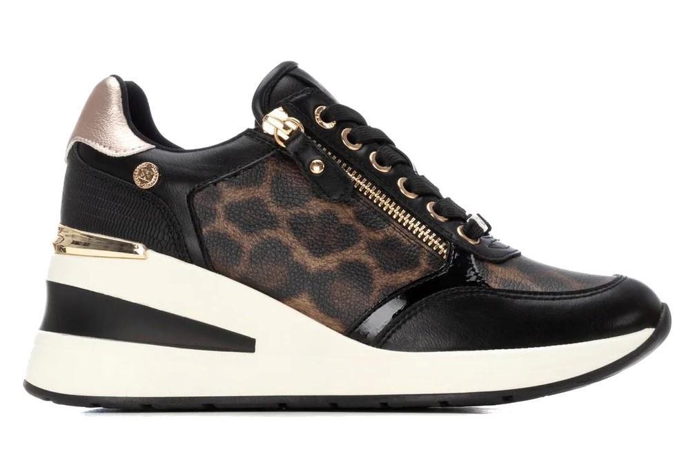 Zapatillas deportivas con cuña XTI 14437801 en leopardo