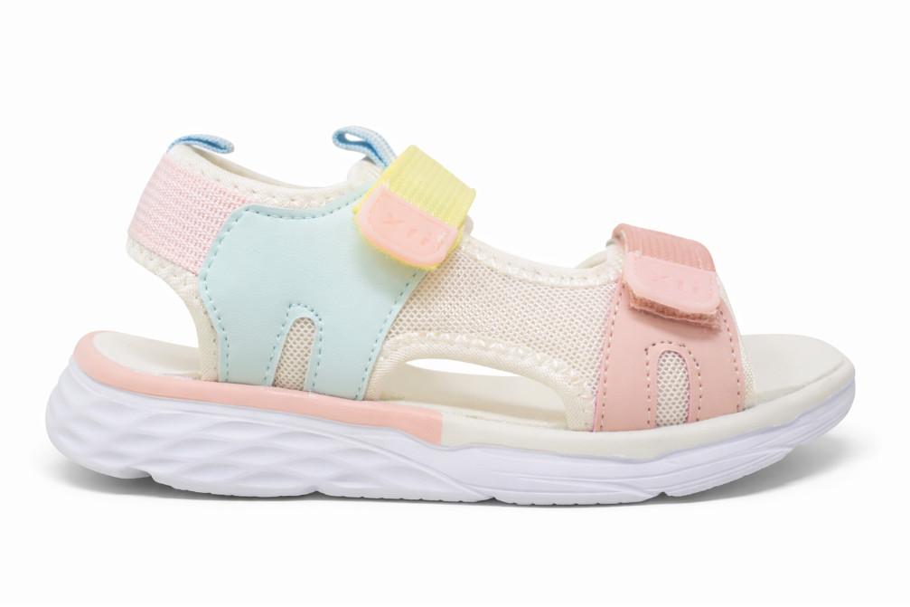 Sandalias deportivas Xti infantiles 153110 en color beige