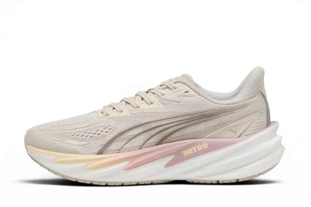 Zapatillas deportivas running mujer Puma Velocity Nitro 5 312945 beige