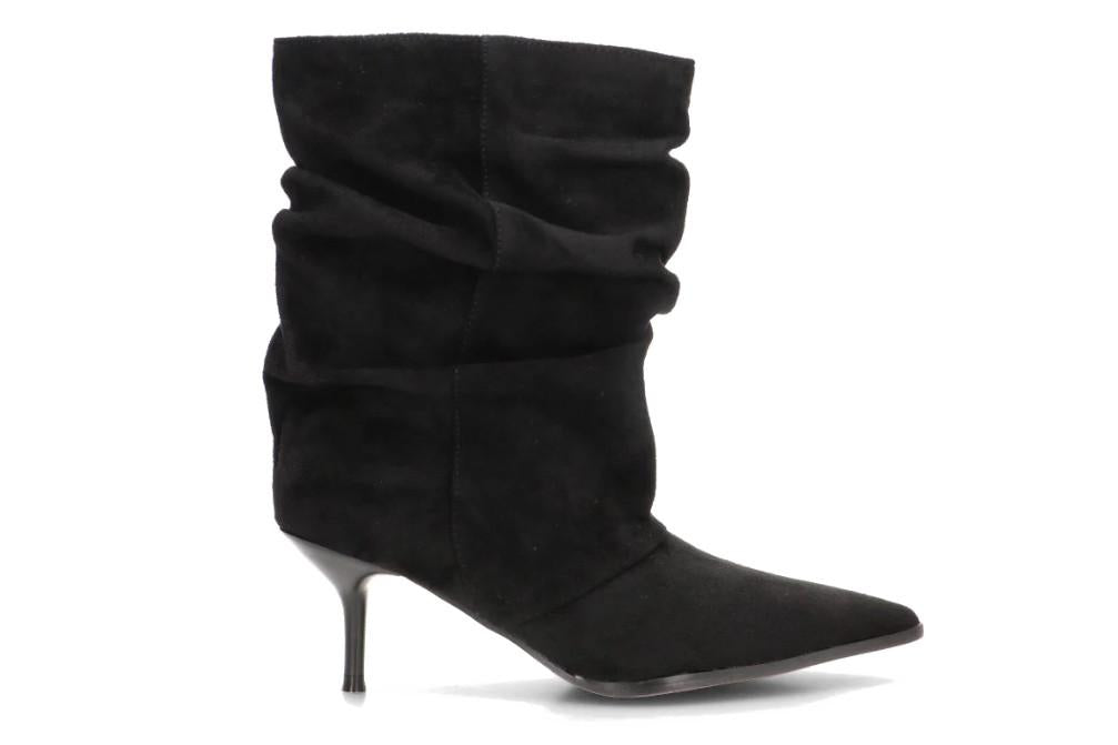 Botines de tacón Etika Estelle 32033 negros con caña arrugadaa