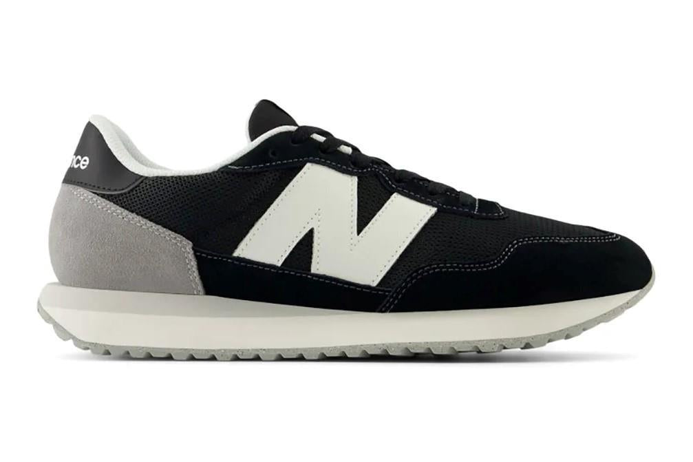 Zapatillas New Balance 237 en negro para hombre