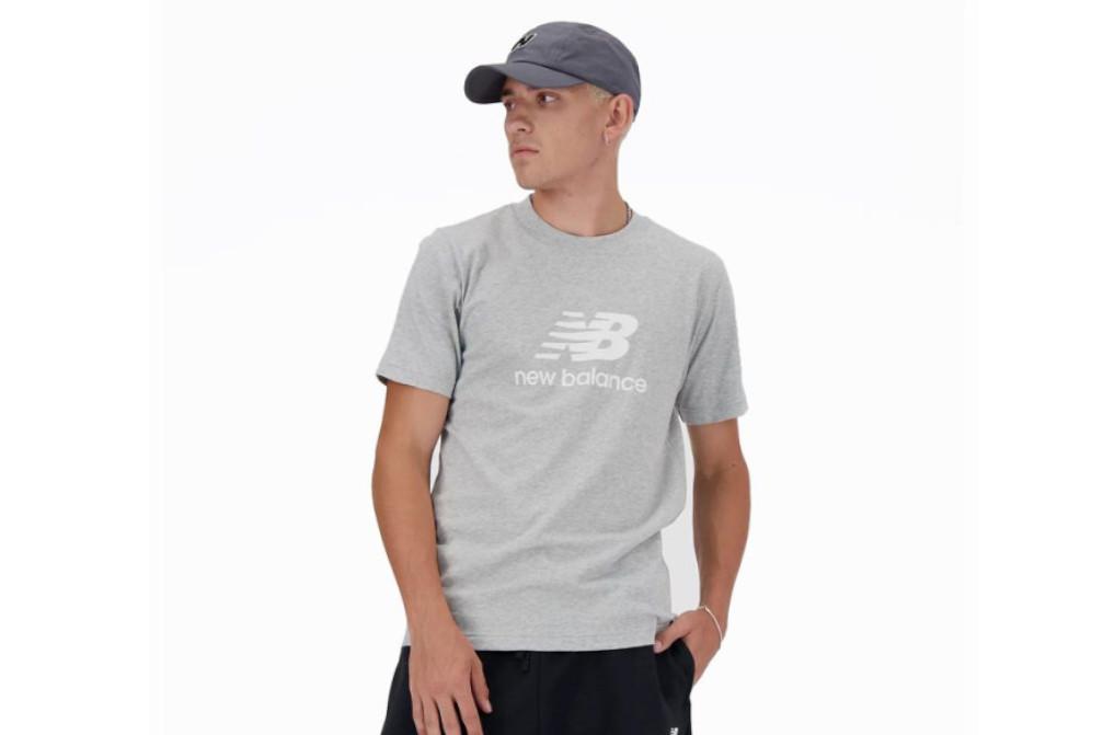Camiseta manga corta New Balance MT41502 Gris Hombre Sport Essentials Logo