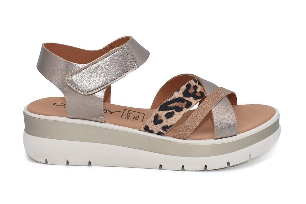 Sandalias con cuña Chamby 912 en titán para mujer