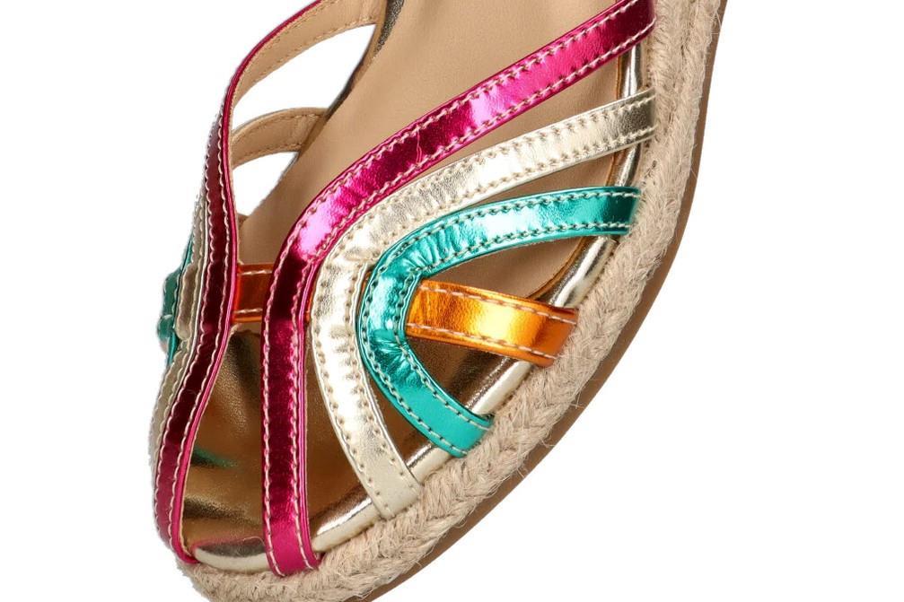 Alpargatas con cuña Etika castillo 20019 en multicolor para mujer