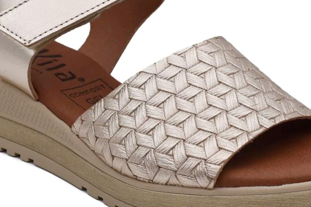 Sandalias con Cuña Tekila S114 en titan para mujer