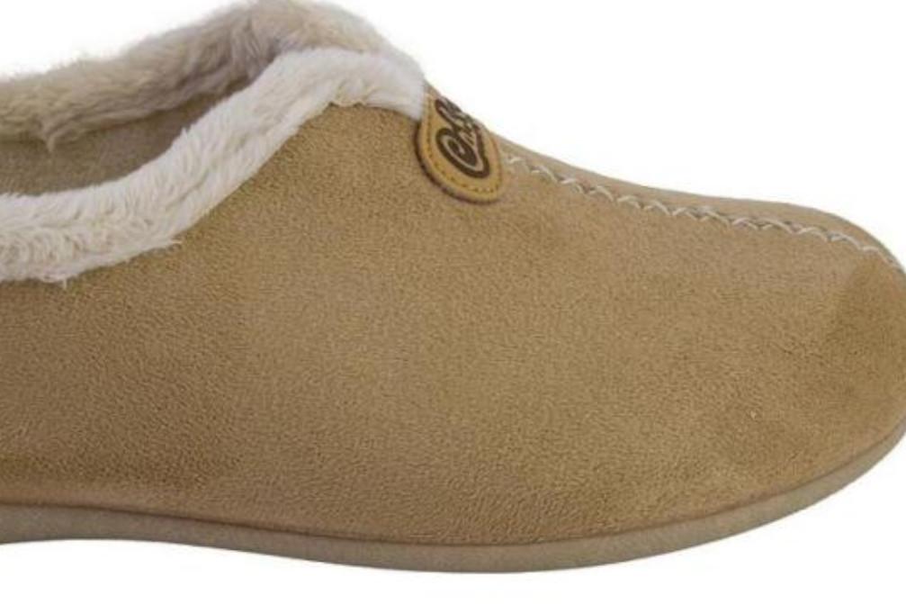 Zapatillas de casa cerradas Cabrera 3002 en tierra
