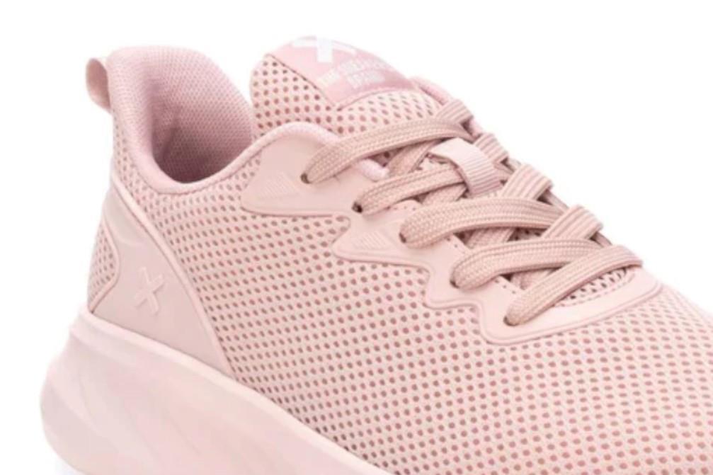 Zapatillas deportivas XTI 143618 en nude para mujer