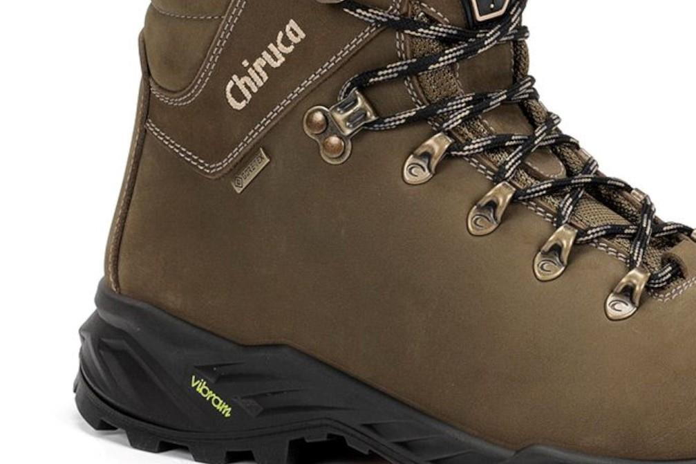 Botas Chiruca Cares 01 en verde para hombre