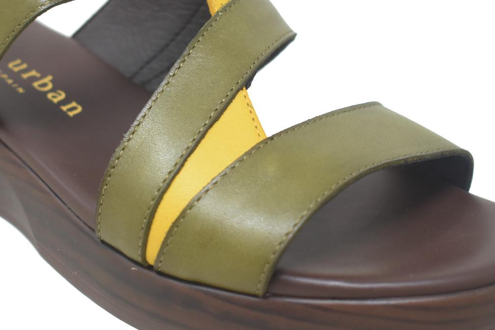 Sandalia de mujer Paula Urban 30-2022 Caqui de Piel con Cuña Media 3,5 cm