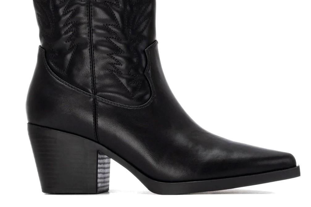 Botines cowboy XTI 144305 en negro