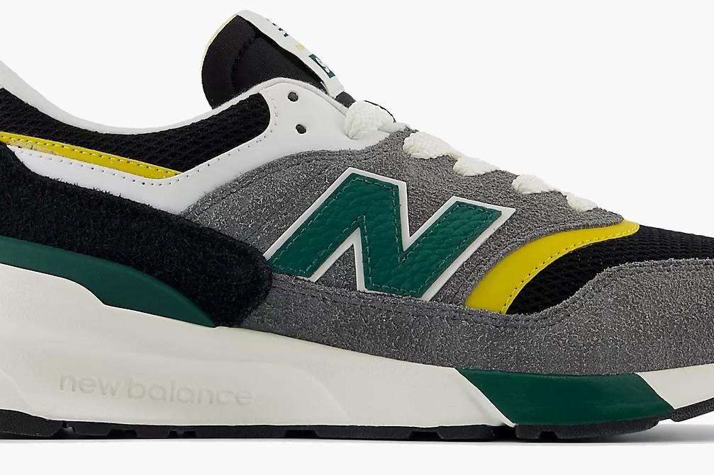 Zapatillas New Balance 997R en gris para hombre