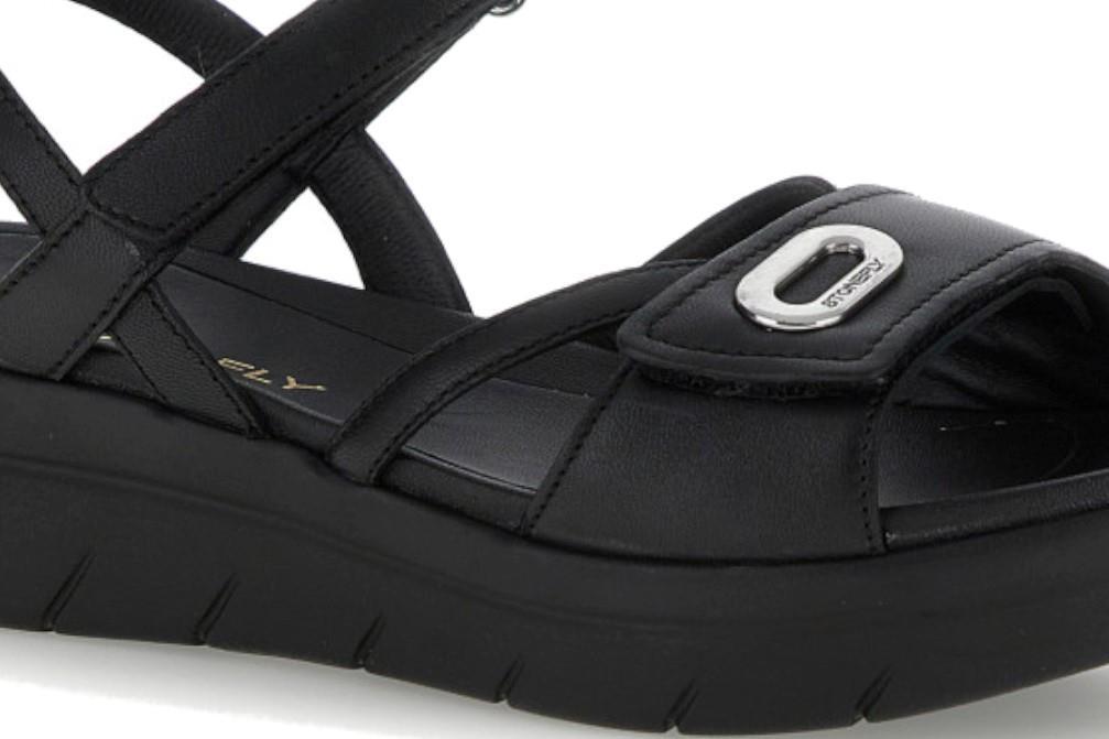 Sandalias con plataforma Stonefly Aqua III 26 en negro