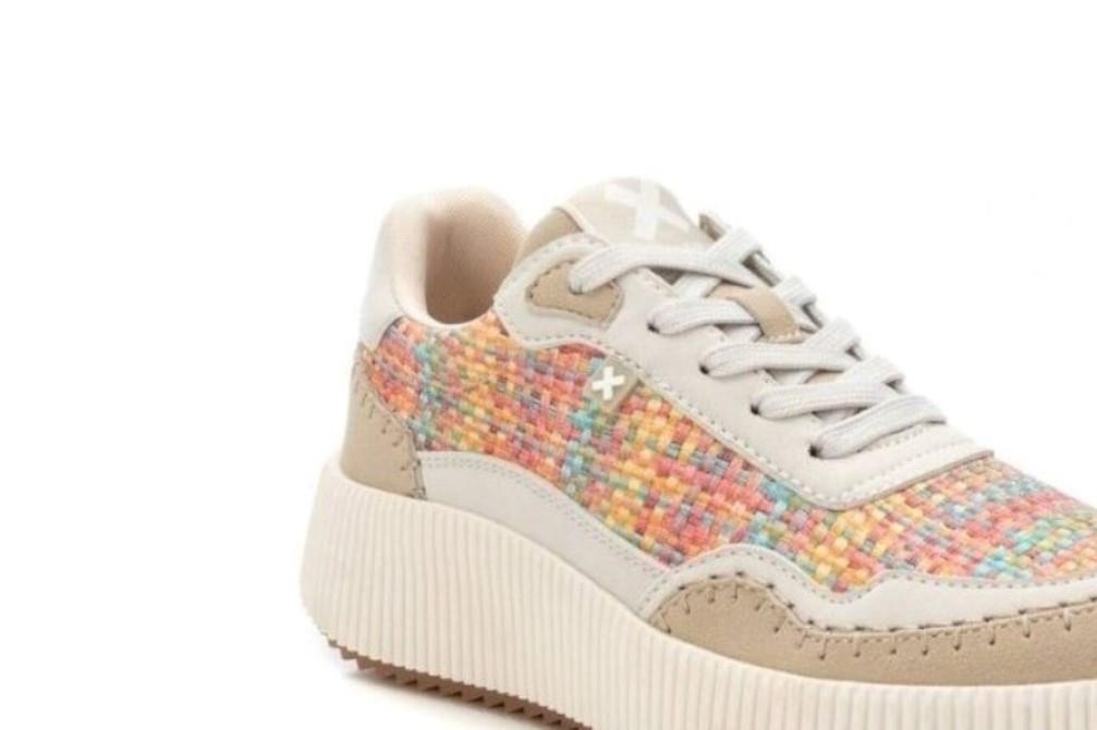 Zapatillas deportivas XTI 143907 en multicolor para mujer