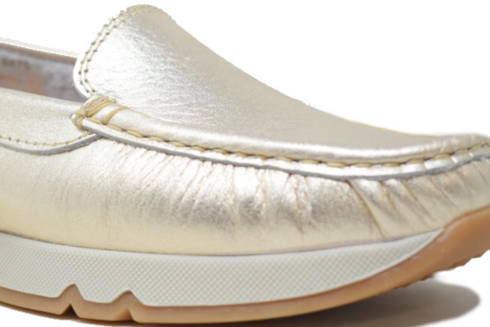 Mocasines InVogue 20330 en oro para mujer