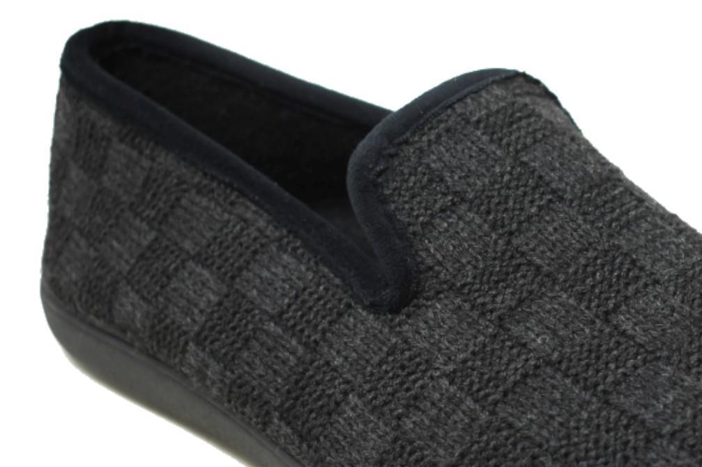 Zapatillas de casa Xpatri 356 en negro para hombre