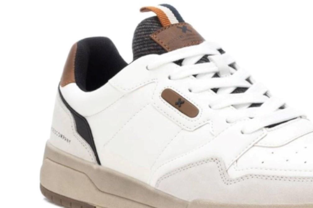 Zapatillas deportivas XTI 143167 en blanco para hombre