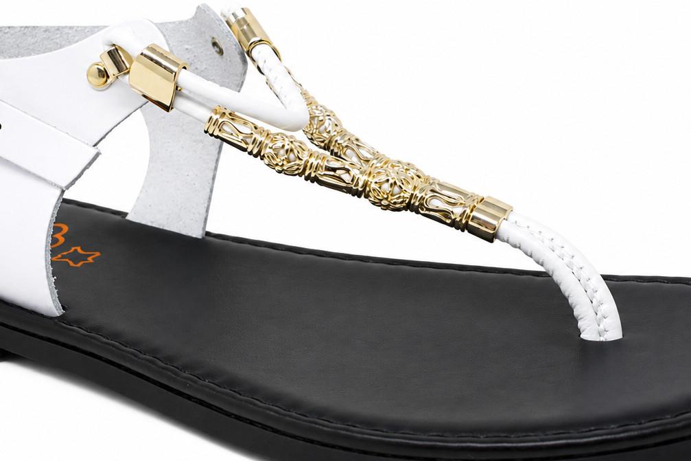 Sandalias Planas Porronet Ada Mujer Piel Blanco – Esclavas con Abalorios Metálicos Hechas en España