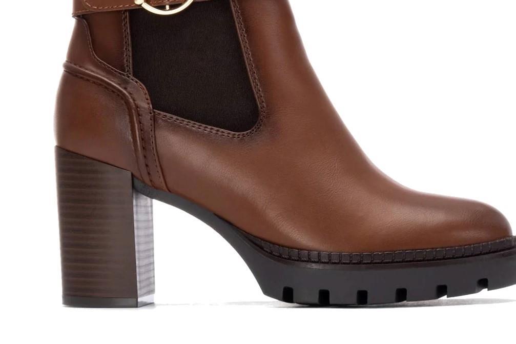 Botines de tacón alto XTI 144521 en camel