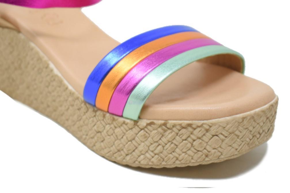 Sandalias con cuña Fiordi 2615 en multicolor para mujer