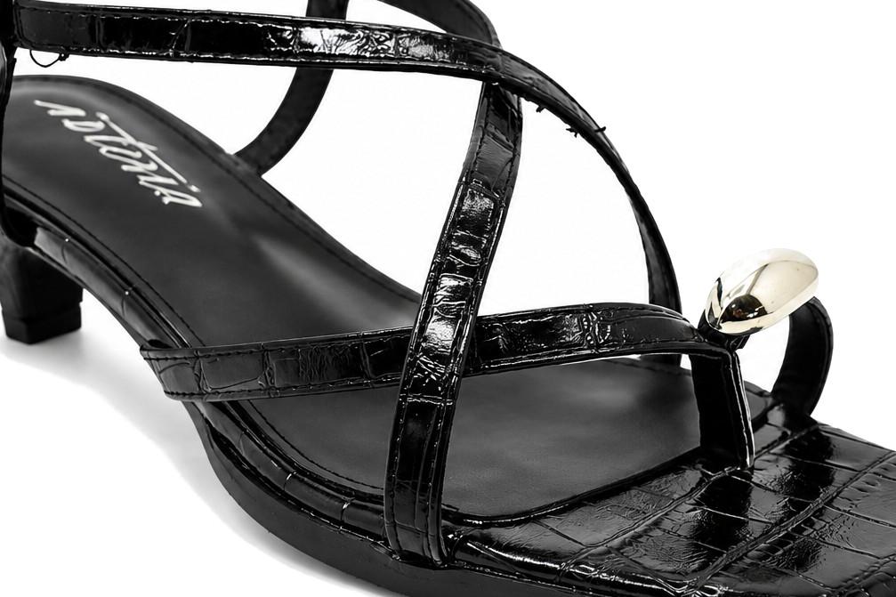 Sandalia de tacón bedio ISTERIA 1094 Negro para mujer | Elegancia y Comodidad para el Día a Día