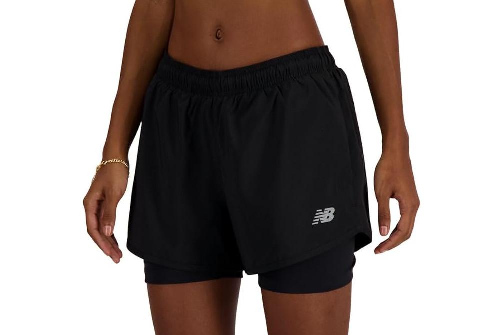Shorts New Balance Sport Essentials 2-in-1 para mujer color negro
