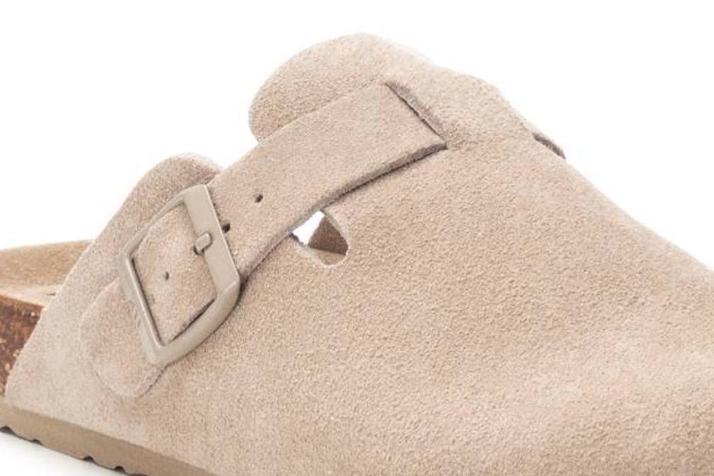 Zueco bio en beige para mujer XTI 142871 de Serraje