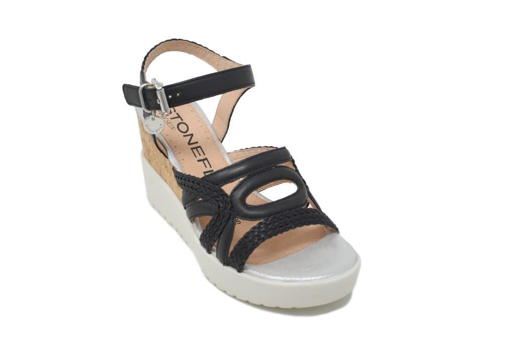 Sandalias con cuña Stonefly ELY 13 LAMINATED 216063 en negro para mujer