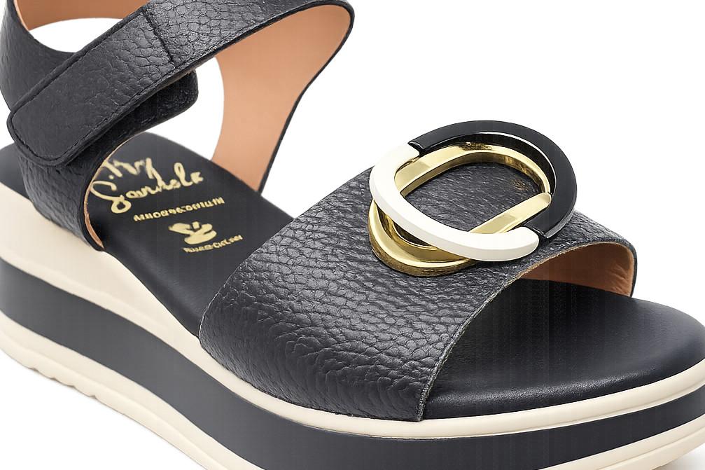 Sandalias de Piel Mujer Doya 5974 Negro – Cuña Baja, Plataforma y Cierre Ajustable