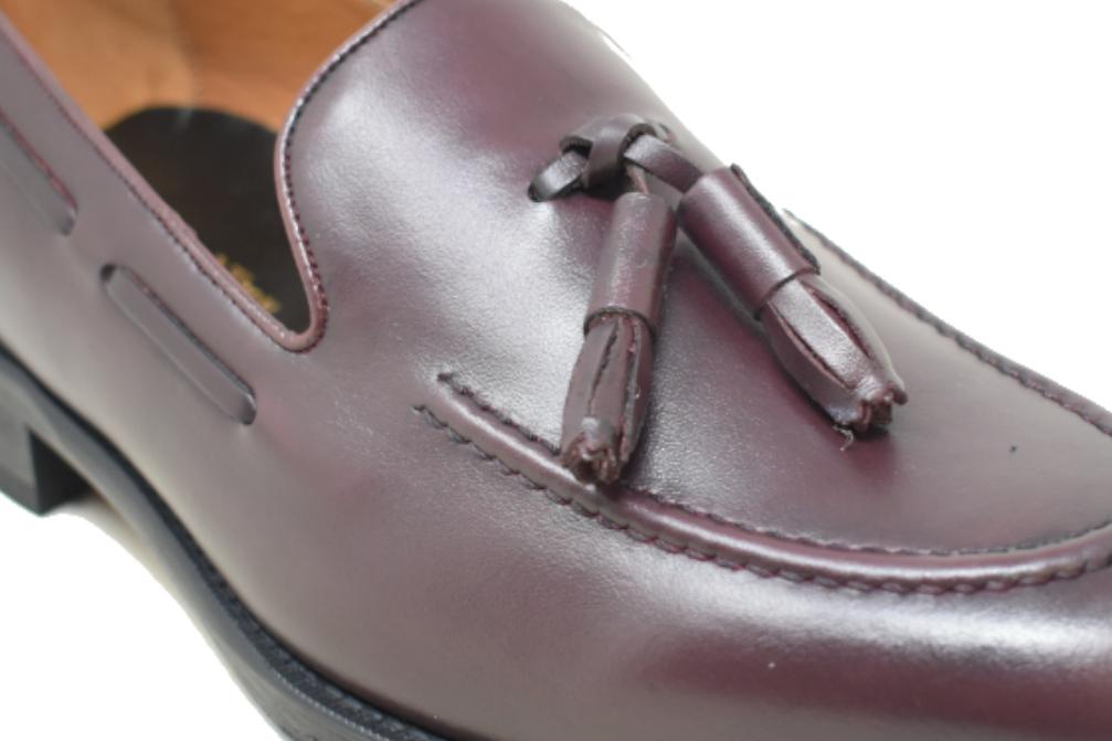 Mocasines Paco Cantos 6576 burdeos para hombre, estilo castellano con borlas - Zapatos de vestir