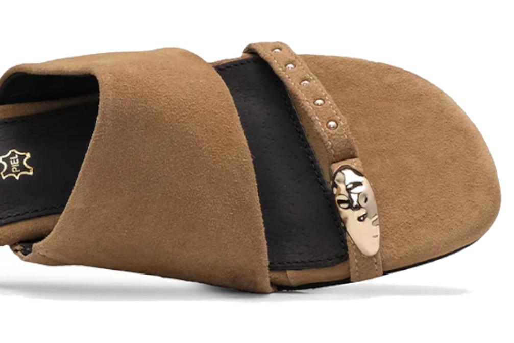 Sandalia de tacón mule medio Top3 Shoes SF1625 camel de ante para mujer | Elegancia y comodidad