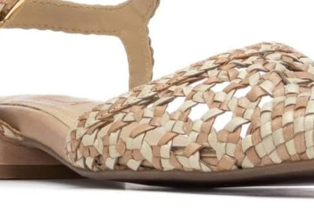 Bailarinas planas Carmela 163017 Beige para mujer Trenzadas de Piel con Acabado Metalizado