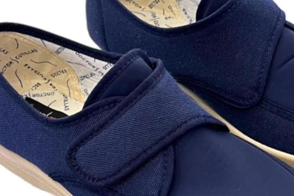Zapatillas de estar por casa Doctor cutillas 21300 en azul marino para hombre